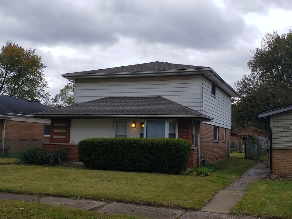 14728 Blackstone Ave in Dolton, IL - Building Photo