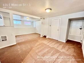 414 E Mercer St in Seattle, WA - Building Photo - Building Photo
