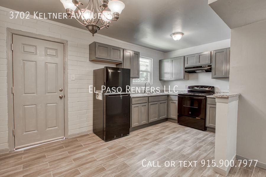 3702 Keltner Ave in El Paso, TX - Building Photo