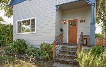 7907 N Hereford Ave in Portland, OR - Building Photo - Building Photo