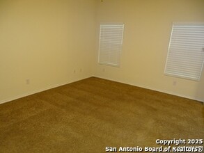 8705 Azul Sky Ct in Converse, TX - Foto de edificio - Building Photo