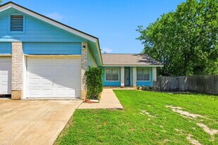 12805 Tomanet Trail in Austin, TX - Building Photo