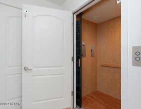 2423 E Autumn Flower Dr in Tucson, AZ - Building Photo - Building Photo