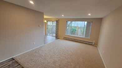 4332 S Junett St in Tacoma, WA - Building Photo - Building Photo