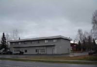 C&J Apartments in Anchorage, AK - Foto de edificio - Building Photo