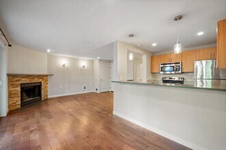 15152 NE 82nd St in Redmond, WA - Building Photo - Building Photo
