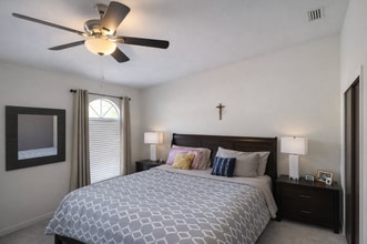 7618 Colonial Ct in Tampa, FL - Building Photo - Building Photo