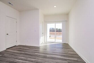 1249 Solace Wy in Rolesville, NC - Foto de edificio - Building Photo