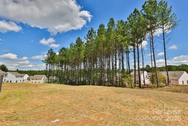 6132 Ahoskie Dr in Charlotte, NC - Building Photo - Building Photo