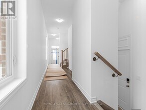 1747 Mineral Spgs Wy in Pickering, ON - Building Photo - Building Photo