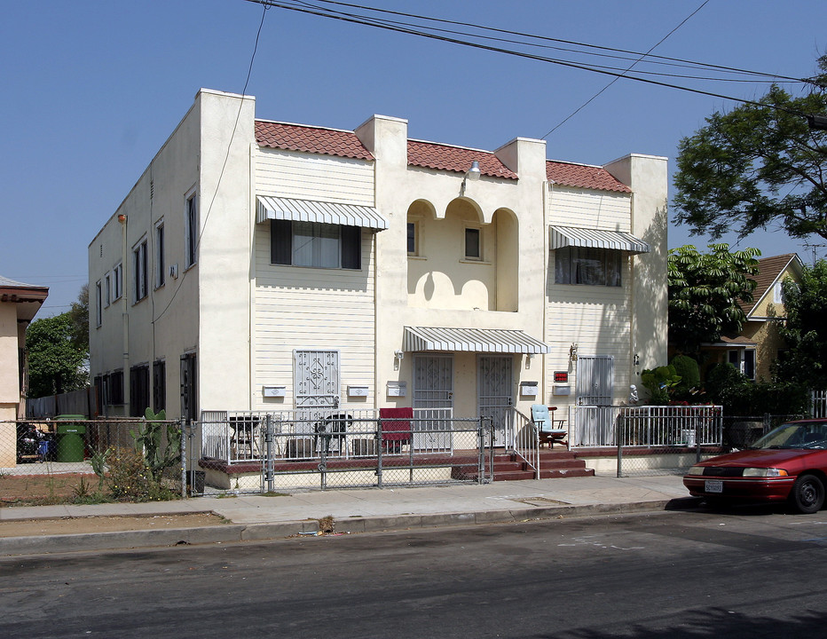 545 S Breed St in Los Angeles, CA - Foto de edificio