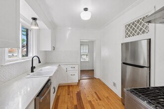 5266 N La Crosse Ave in Chicago, IL - Building Photo - Building Photo