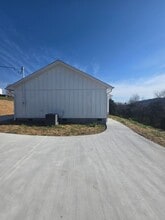 324 Wilson Hurst St in Tazewell, TN - Building Photo - Building Photo