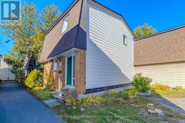 3310 Southgate Rd in Ottawa, ON - Building Photo - Building Photo