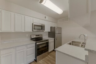 Anacosta at McCormick Ranch in Scottsdale, AZ - Building Photo