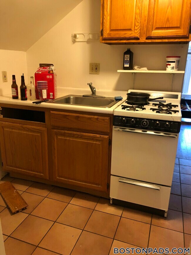 163 Strathmore Rd