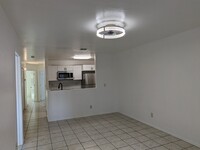 232 W Roger Rd, Unit 3 in Tucson, AZ - Building Photo - Building Photo