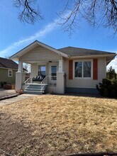 211 S 6th Ave in Brighton, CO - Foto de edificio - Building Photo