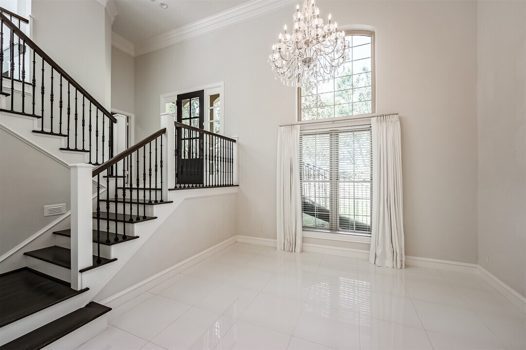 207 Victoria Way in Friendswood, TX - Building Photo