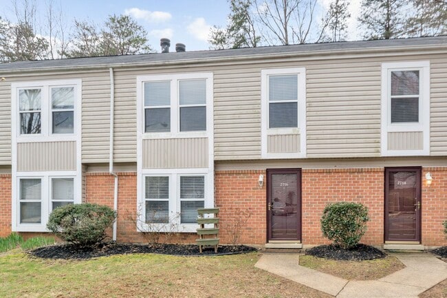 property at 2716 Gatewood Cir