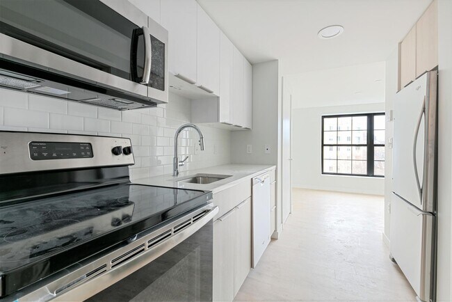 22 Soden St, Unit 306 in Cambridge, MA - Building Photo - Building Photo