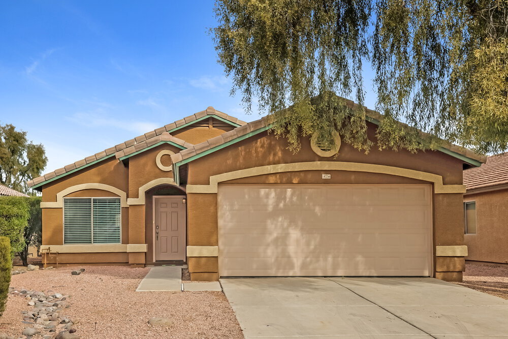 14756 W Maui Ln in Surprise, AZ - Building Photo