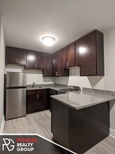 1435 N Dearborn St, Unit 4B in Chicago, IL - Building Photo - Building Photo