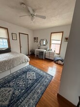 20 Monmouth St, Unit 1R in Somerville, MA - Foto de edificio - Building Photo