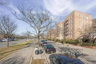 2265 Ocean Pky in Brooklyn, NY - Building Photo - Building Photo