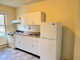 416-418 Manor St in Lancaster, PA - Building Photo