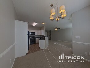 5834 Shining Oak Ln in Charlotte, NC - Building Photo - Building Photo