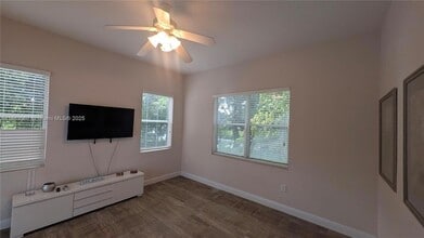 691 Ranch Rd. in Weston, FL - Building Photo - Building Photo