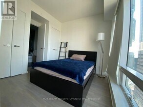 1-1701 Bloor St E in Toronto, ON - Building Photo - Building Photo