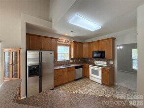 2140 Pineapple Ct in Matthews, NC - Building Photo - Building Photo