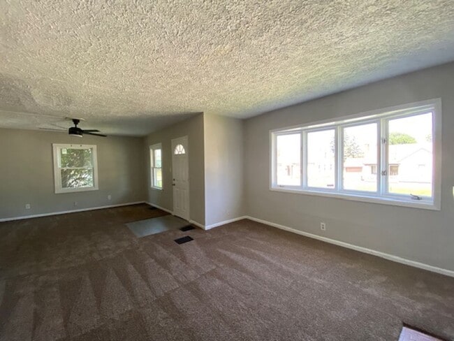 2109 Columbus Ave in Springfield, OH - Building Photo - Building Photo