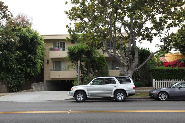 818 7th St in Santa Monica, CA - Building Photo - Building Photo