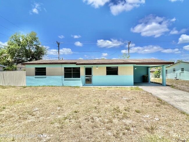 property at 1074 Holland St