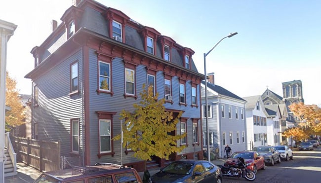 124 Otis St