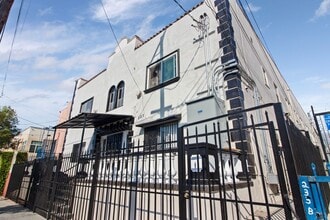 223 N Breed St in Los Angeles, CA - Building Photo - Building Photo