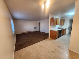 2140 Elizabeth Blvd in Twin Falls, ID - Building Photo