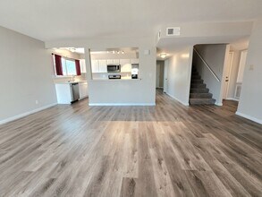 4476 E El Como Way in Las Vegas, NV - Building Photo - Building Photo