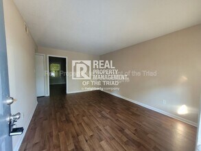 2574 Green Oaks Ct SE in Winston-Salem, NC - Building Photo - Building Photo