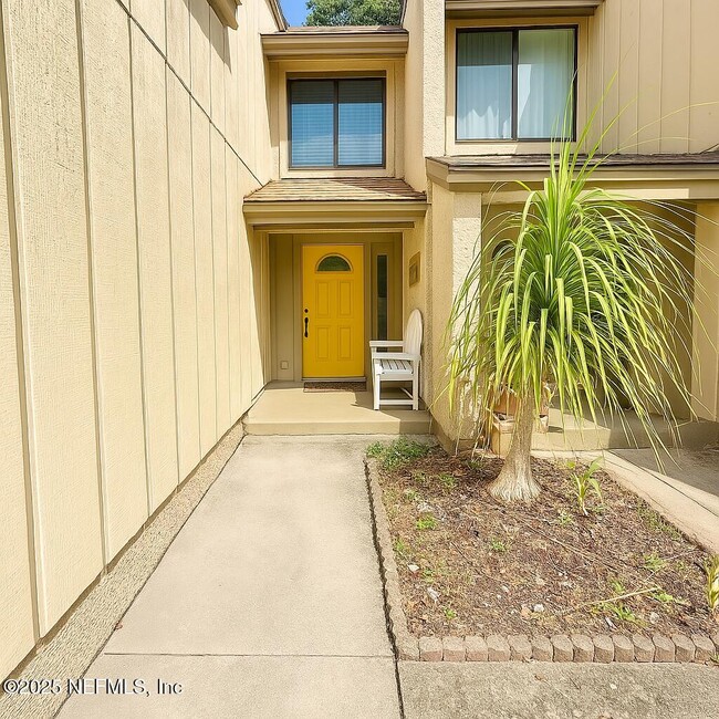 property at 3165 1st Ave