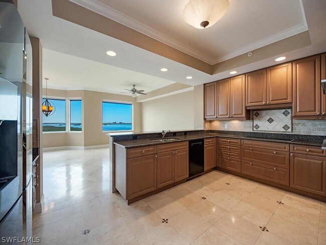 4875 Pelican Colony Blvd in Bonita Springs, FL - Building Photo - Building Photo