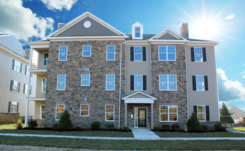 Birchwood Commons in Bethlehem, PA - Building Photo - Building Photo