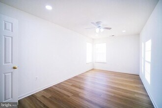 20203 Hopi Dr in Ashburn, VA - Building Photo - Building Photo