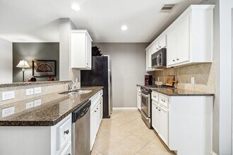 1138 W 25th St in Houston, TX - Building Photo - Building Photo