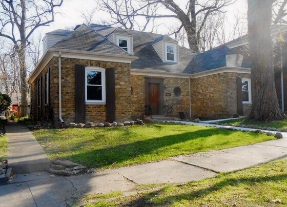 property at 1611 W 105th Pl