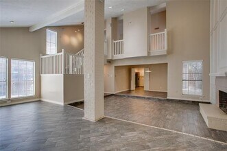 3215 Bryan St in Dallas, TX - Building Photo - Building Photo