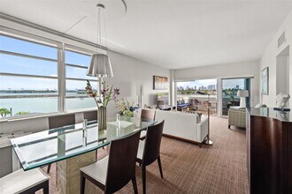 3 Island Ave in Miami Beach, FL - Building Photo - Building Photo